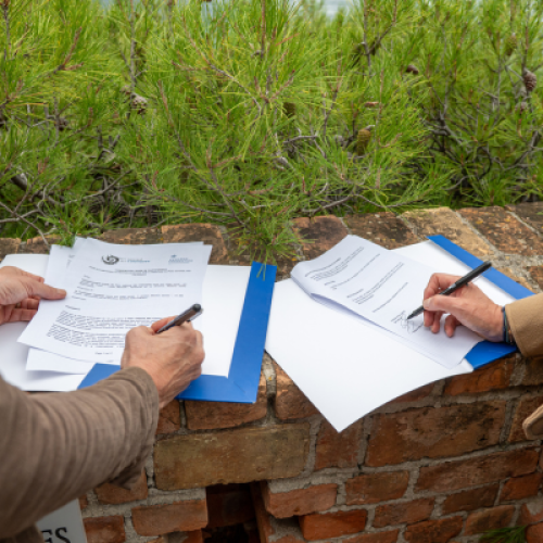 Visuel Signature de la convention